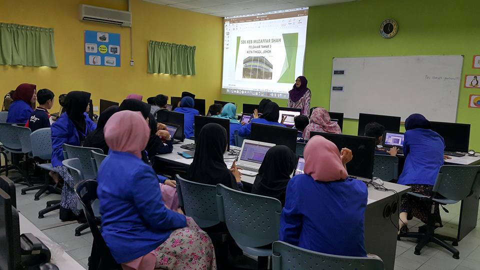 TAKLIMAT “PENGINTEGRASIAN MULTIMEDIA KREATIF DALAM P&P”  DAN KURSUS “IMPLEMENTASI APLIKASI INTERAKTIF BAGI PEMBELAJARAN ABAD KE-21 BERSAMA PELAJAR KEB FELDA AIR TAWAR 3”